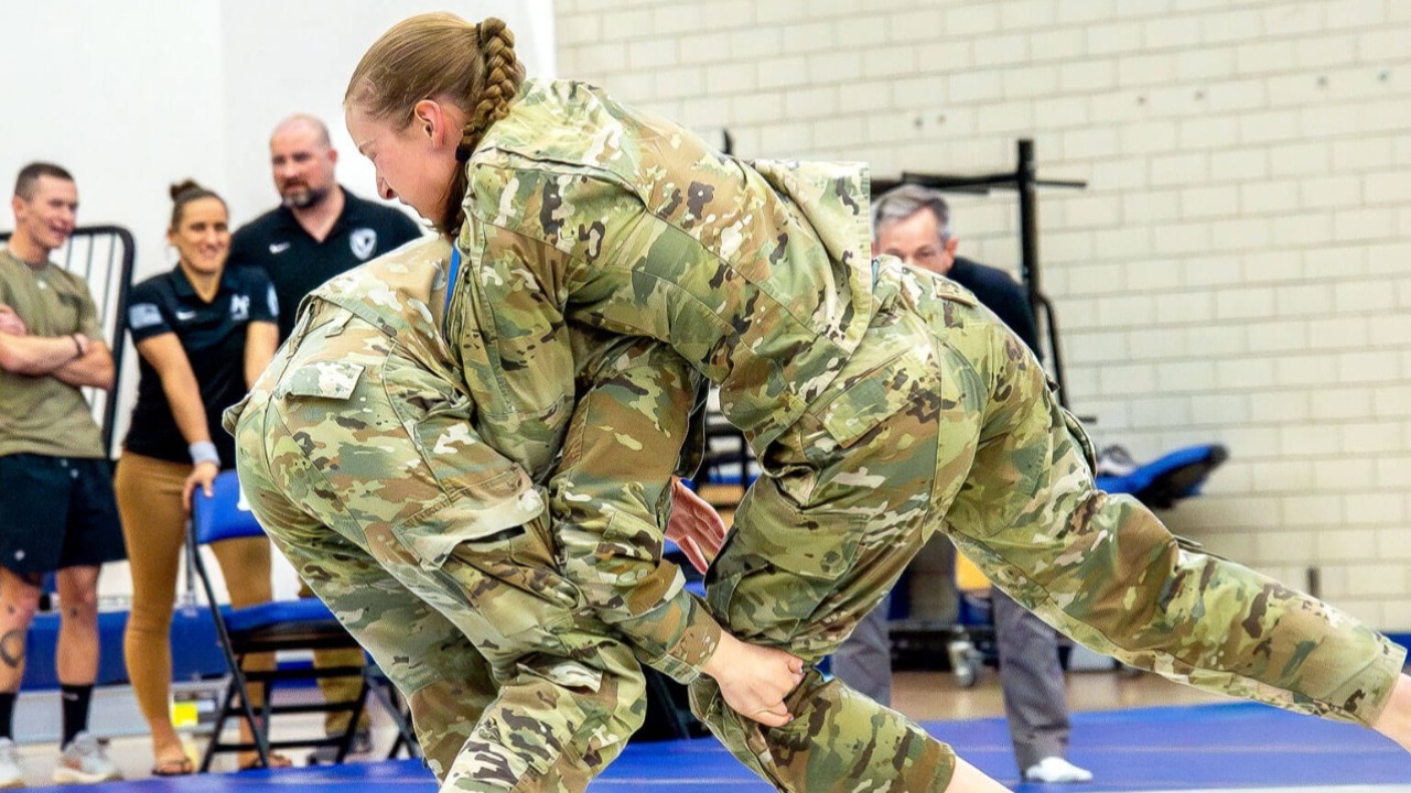 Força Aérea dos EUA utiliza Jiu-Jitsu para aumentar preparo de combate